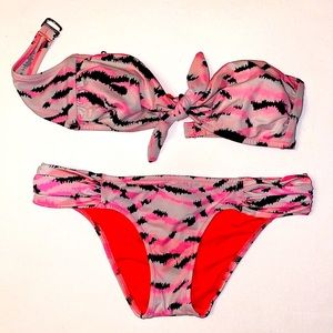VICTORIA’S SECRET pink tiger stripe strapless bikini
